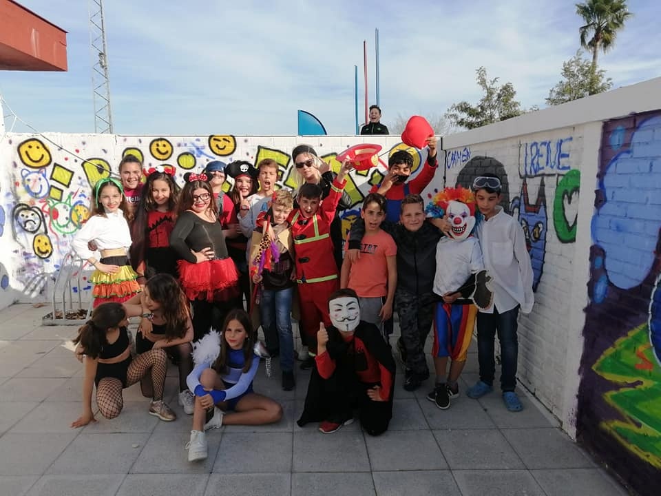 87449577_789681494856582_2813905264867016704_n