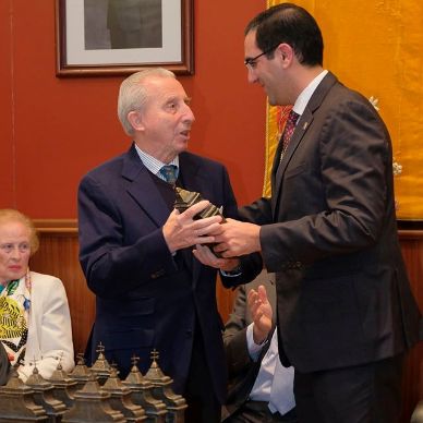 Acto de entrega de Honores y Distinciones 008