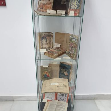 PROGRAMACIÓN NAVIDEÑA EXPOSICIÓN MATERIAL ESCOLAR DE ANTAÑO 009