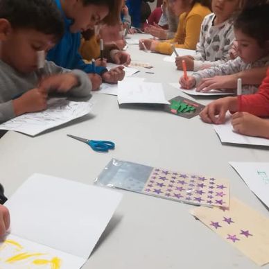 PROGRAMACIÓN NAVIDEÑA TALLER DE MANUALIDADES 02