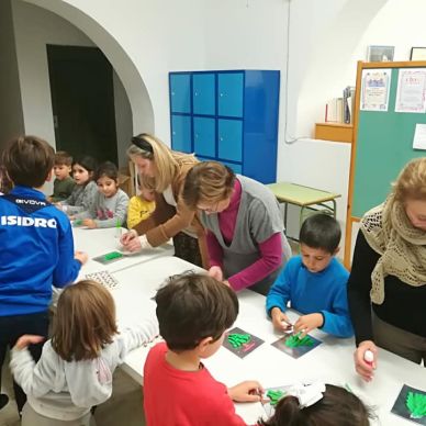 PROGRAMACIÓN NAVIDEÑA TALLER DE MANUALIDADES 08