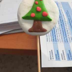 PROGRAMACIÓN NAVIDEÑA TALLER DE REPOSTERÍA NAVIDEÑA PARA ABUELOS Y NIETOS 010