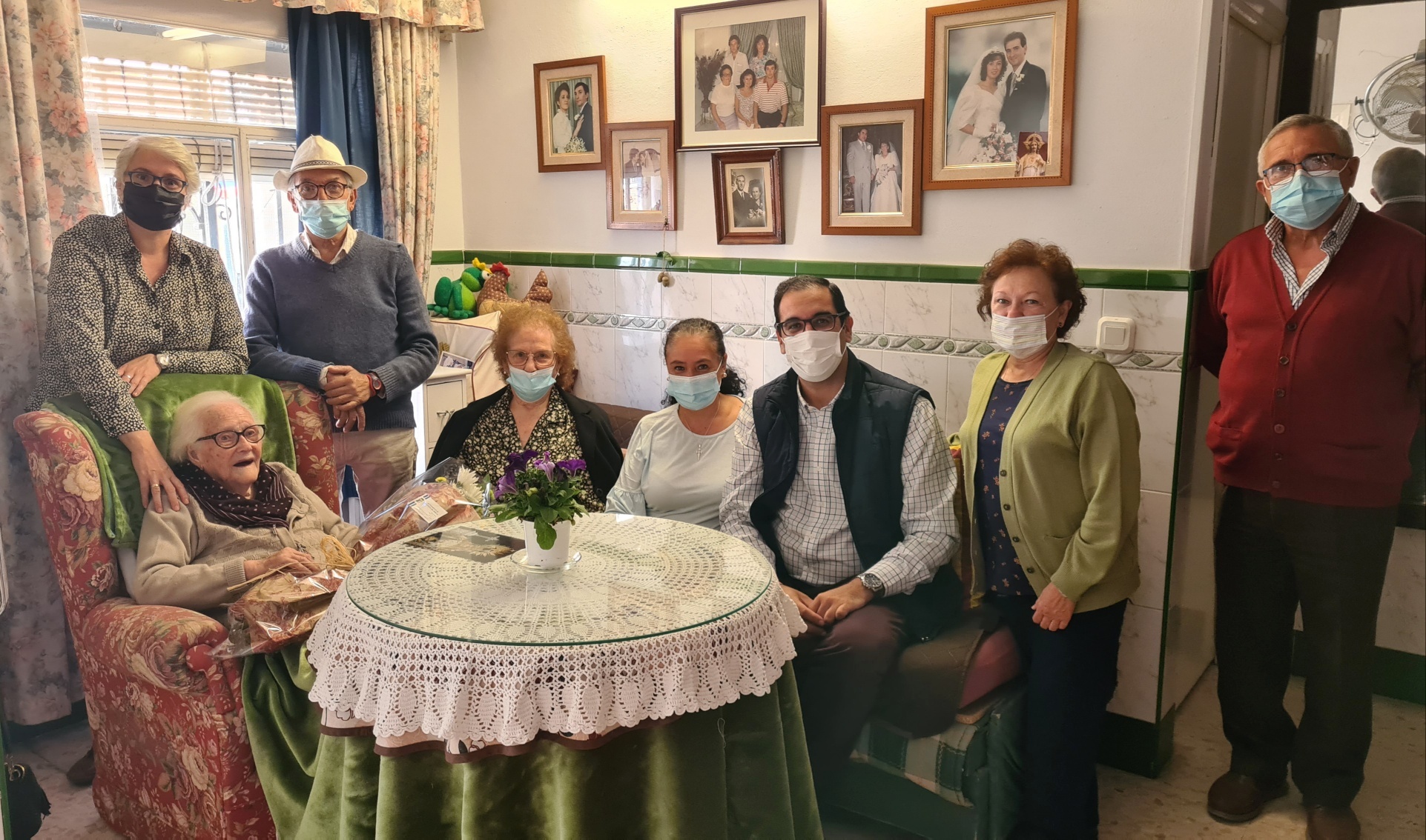 RECONOCIMIENTO MAYORES