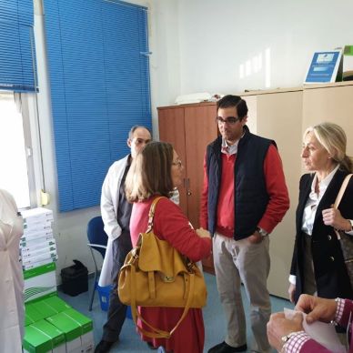 VISITA DE LA DELEGADA TERRITORIAL DE SALUD DE LA JUNTA DE ANDALUCÍA A NUESTRA LOCALIDAD 002
